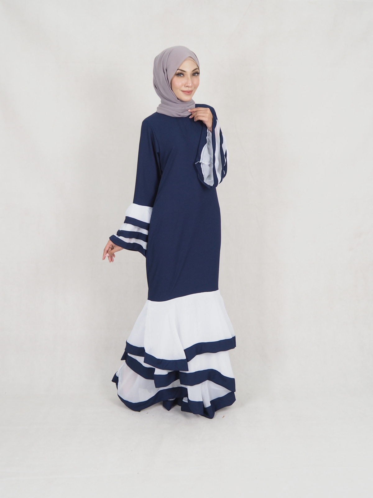 SW5400 (BREASTFEEDING)  Layer Jubah Navy Blue